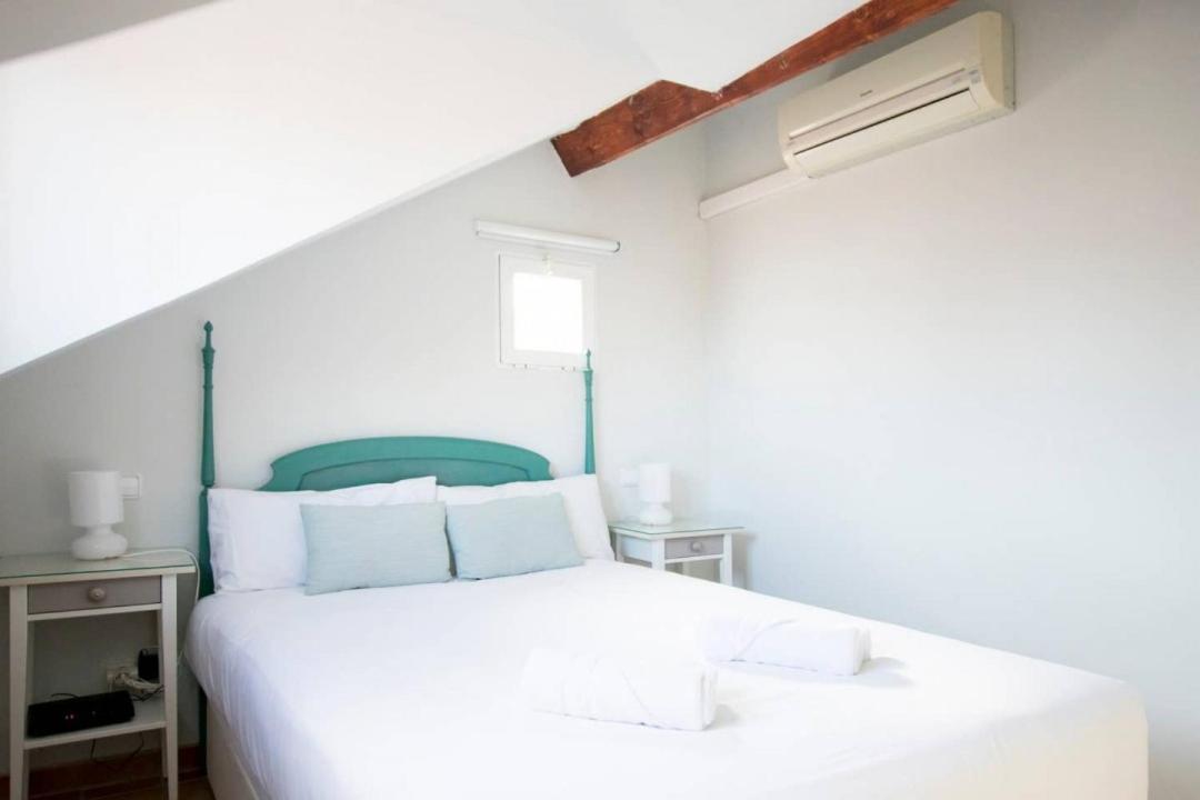 Cozy One-Bedroom Penthhouse La Latina Madrid Exteriör bild